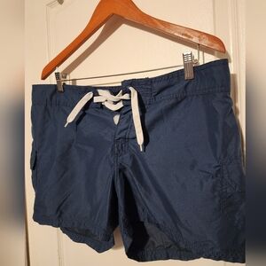 Kanu Surf Size 12 Navy Blue Shorts.